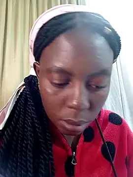 Snapshot of SweetCandy_95 chatting on April 18, 2026, 9:37 pm SweetCandy 95 online show from April 18, 2026, 9:37 pm