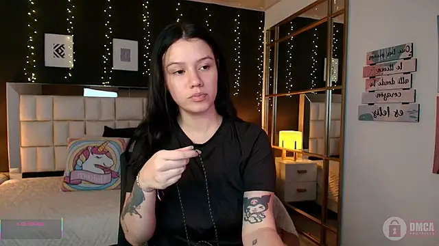 aria bloomer online show from May 5, 2026, 12:08 pm