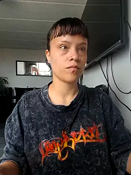 seijaku  online show from April 24, 2026, 5:04 pm