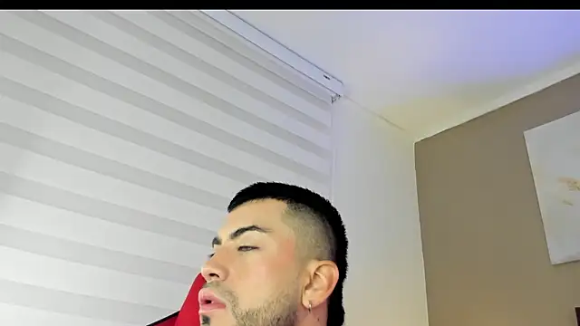 Alexander Diazz online show from April 23, 2026, 1:35 pm