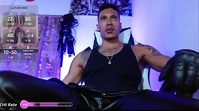 DARK BLACK 0 online show from May 12, 2026, 2:19 am