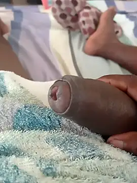 Salchichon18 online show from April 25, 2026, 7:33 pm