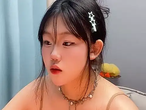 Lilababy00 online show from April 9, 2026, 2:02 am