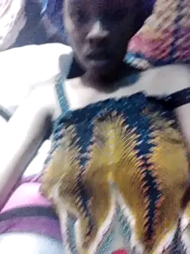 issabelaluna online show from April 7, 2026, 3:47 pm