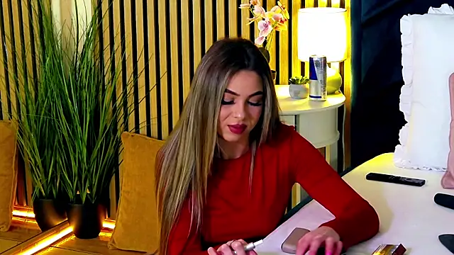 Snapshot of AylinRosee chatting on May 14, 2026, 2:52 am AylinRosee online show from May 14, 2026, 2:52 am