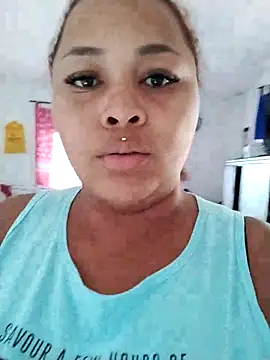 Nikita Glam online show from May 21, 2026, 2:47 pm
