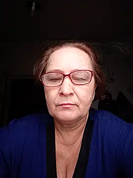 IngaLuna48 online show from April 9, 2026, 6:52 am