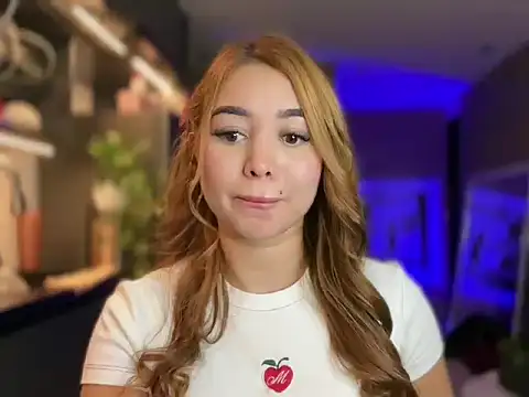 Amber leaf  online show from April 8, 2026, 2:18 pm