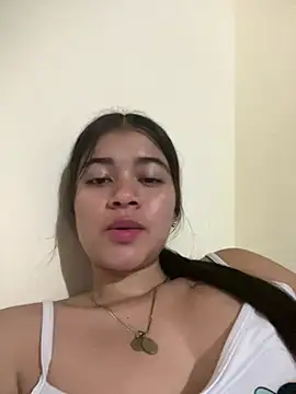 Kloe zaf online show from May 18, 2026, 6:29 am