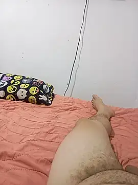 juanjo010687 online show from April 11, 2026, 1:46 am