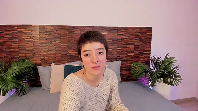 Snapshot of Atheena__ chatting on May 25, 2026, 12:04 pm Atheena online show from May 25, 2026, 12:04 pm