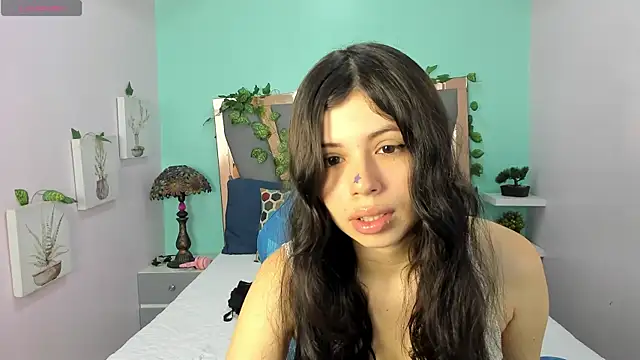 Sophie Copers online show from April 9, 2026, 1:28 pm