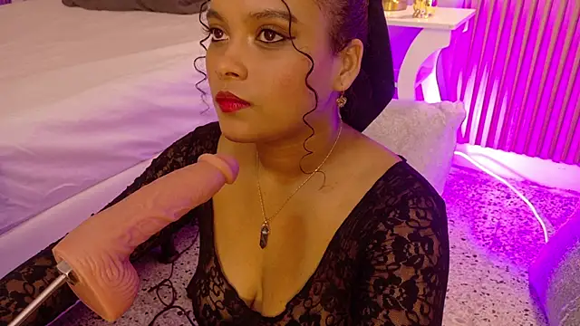 Snapshot of ValeriaJolie chatting on April 15, 2026, 2:17 am ValeriaJolie online show from April 15, 2026, 2:17 am