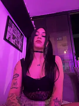 Snapshot of Kattze_ chatting on May 27, 2026, 11:56 pm Kattze online show from May 27, 2026, 11:56 pm