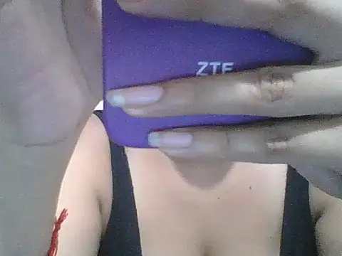 paola daza online show from April 9, 2026, 12:34 am