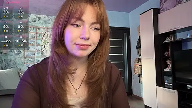 Snapshot of FairyFl0ra chatting on April 9, 2026, 2:02 am FairyFl0ra online show from April 9, 2026, 2:02 am