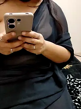 Snapshot of Aysha_69 chatting on June 14, 2026, 4:08 pm Aysha 69 online show from June 14, 2026, 4:08 pm