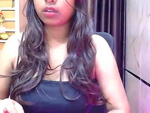 Snapshot of Bold-Ankita chatting on May 18, 2026, 8:19 am Bold-Ankita online show from May 18, 2026, 8:19 am