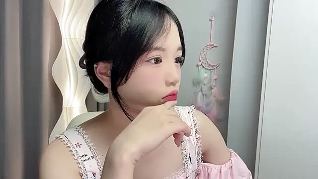 Snapshot of Xiaoqing00 chatting on May 25, 2026, 5:18 am Xiaoqing00 online show from May 25, 2026, 5:18 am