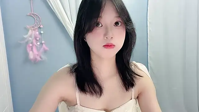 Xiaoqing00 online show from June 11, 2026, 5:26 am
