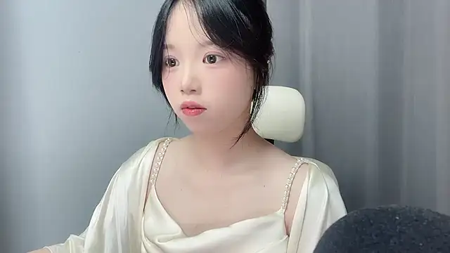 Snapshot of Xiaoqing00 chatting on May 16, 2026, 2:43 am Xiaoqing00 online show from May 16, 2026, 2:43 am