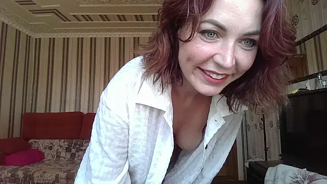 Allice Honey online show from May 4, 2026, 6:38 am