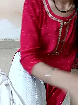 Snapshot of Baby-Doll_ chatting on May 12, 2026, 5:37 am Baby-Doll online show from May 12, 2026, 5:37 am