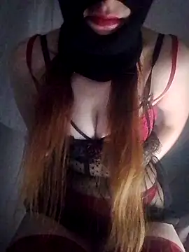 Hatununuz2 online show from April 8, 2026, 10:33 pm