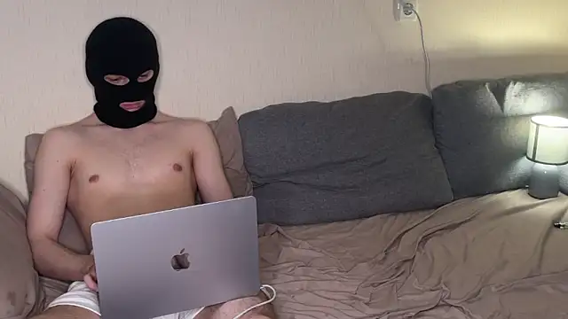 HotBabyCouple  online show from May 3, 2026, 4:39 am