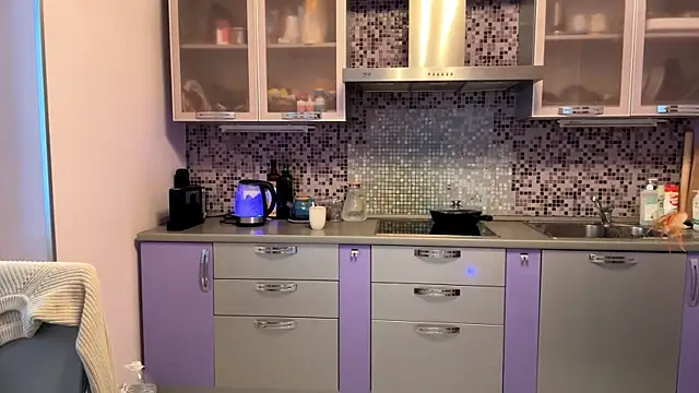 FumingEffect online show from April 9, 2026, 2:45 pm