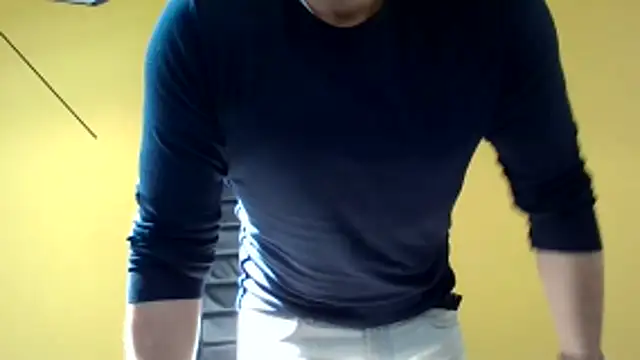 jjjust curiousss online show from April 9, 2026, 11:38 am