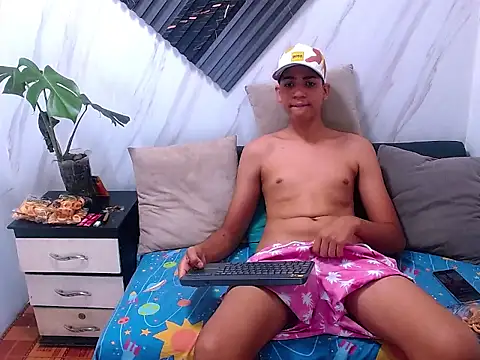 Lukaz Caballero online show from May 2, 2026, 4:23 pm