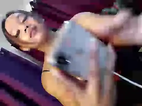 Snapshot of naomi_scarlet chatting on May 5, 2026, 8:01 pm naomi scarlet online show from May 5, 2026, 8:01 pm