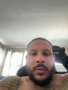 Snapshot of letsgetit30 chatting on April 10, 2026, 3:52 pm letsgetit30 online show from April 10, 2026, 3:52 pm