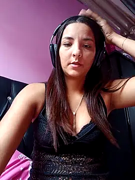 Snapshot of kity_soto chatting on April 16, 2026, 6:41 pm kity soto online show from April 16, 2026, 6:41 pm