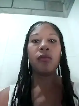 Lili-Sex online show from May 5, 2026, 1:14 pm