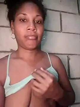 Snapshot of Lili-Sex chatting on July 5, 2026, 5:25 am Lili-Sex online show from July 5, 2026, 5:25 am