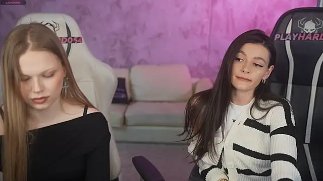 Gabriella0541 online show from April 20, 2026, 3:24 pm