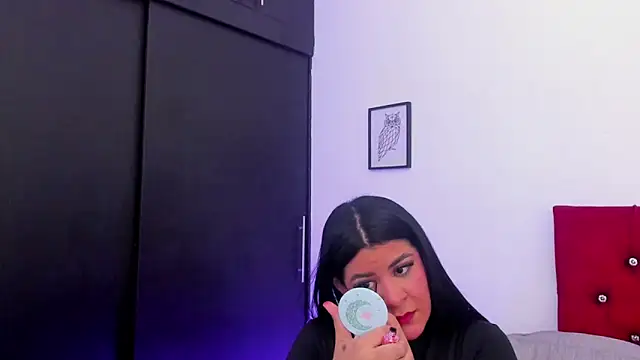 Snapshot of Katty_West chatting on May 9, 2026, 8:01 pm Katty West online show from May 9, 2026, 8:01 pm