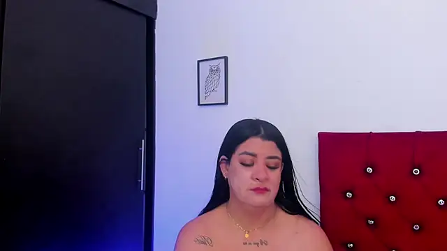 Snapshot of Katty_West chatting on May 23, 2026, 7:35 pm Katty West online show from May 23, 2026, 7:35 pm