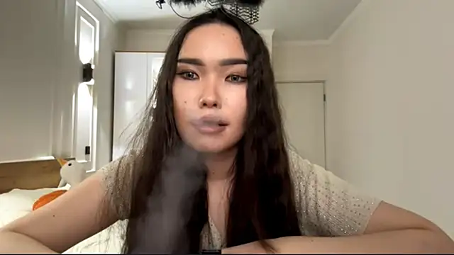 Snapshot of MardellHeavrin chatting on May 11, 2026, 1:23 pm MardellHeavrin online show from May 11, 2026, 1:23 pm
