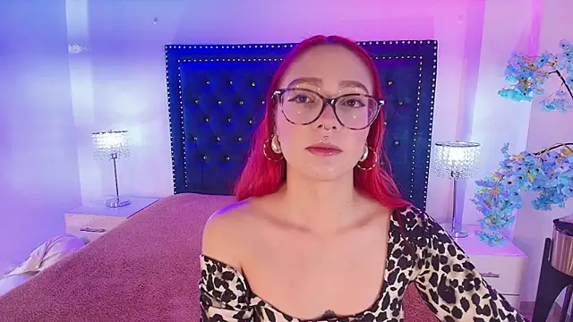 Amelie adams online show from April 30, 2026, 11:17 am