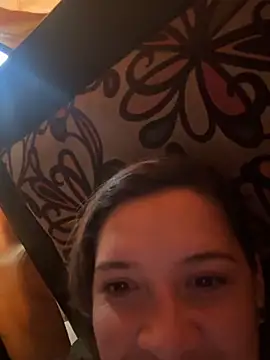 Snapshot of belucci_vale chatting on April 16, 2026, 12:06 pm belucci vale online show from April 16, 2026, 12:06 pm