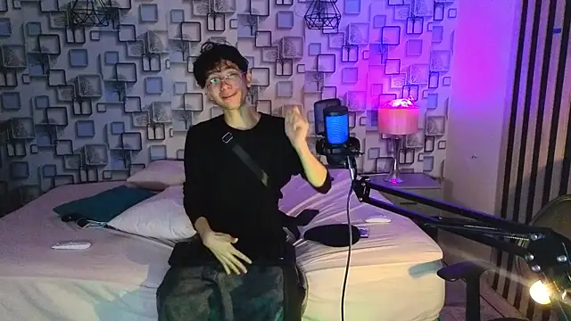 Snapshot of Twink_Sebas7 chatting on July 11, 2026, 12:16 pm Twink Sebas7 online show from July 11, 2026, 12:16 pm