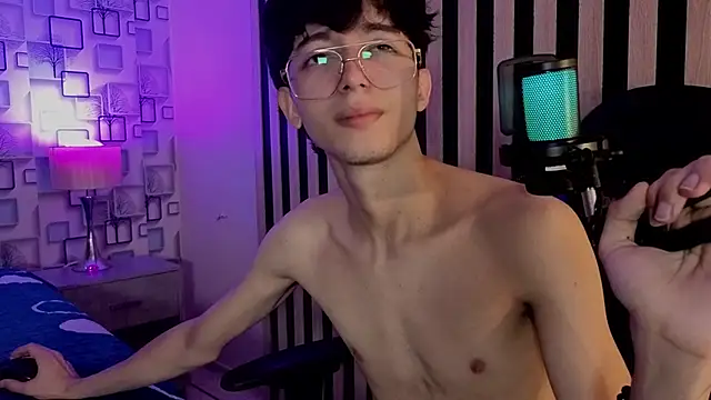 Snapshot of Twink_Sebas7 chatting on June 30, 2026, 12:27 pm Twink Sebas7 online show from June 30, 2026, 12:27 pm