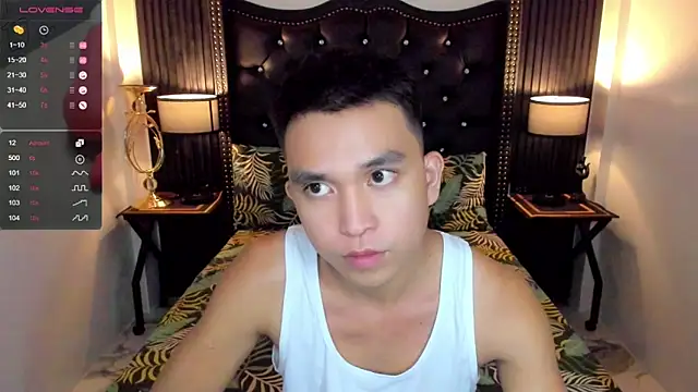 AsianRoman Grey online show from June 6, 2026, 4:34 pm