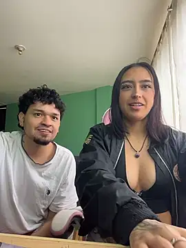 hotlatinocouple   online show from May 21, 2026, 8:06 pm