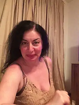 Snapshot of Lizzaa80 chatting on May 23, 2026, 8:30 pm Lizzaa80 online show from May 23, 2026, 8:30 pm