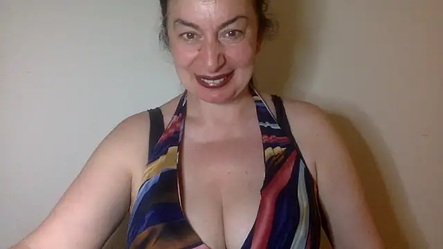 Snapshot of Lizzaa80 chatting on June 7, 2026, 8:47 pm Lizzaa80 online show from June 7, 2026, 8:47 pm
