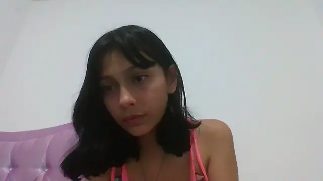 Snapshot of xoxo_anny chatting on July 8, 2026, 4:02 am xoxo anny online show from July 8, 2026, 4:02 am